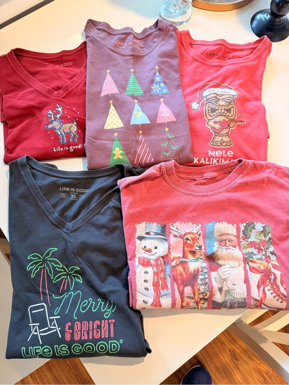 Life Is Good Lot of 4 Short Sleeve Christmas Tees Plus One
